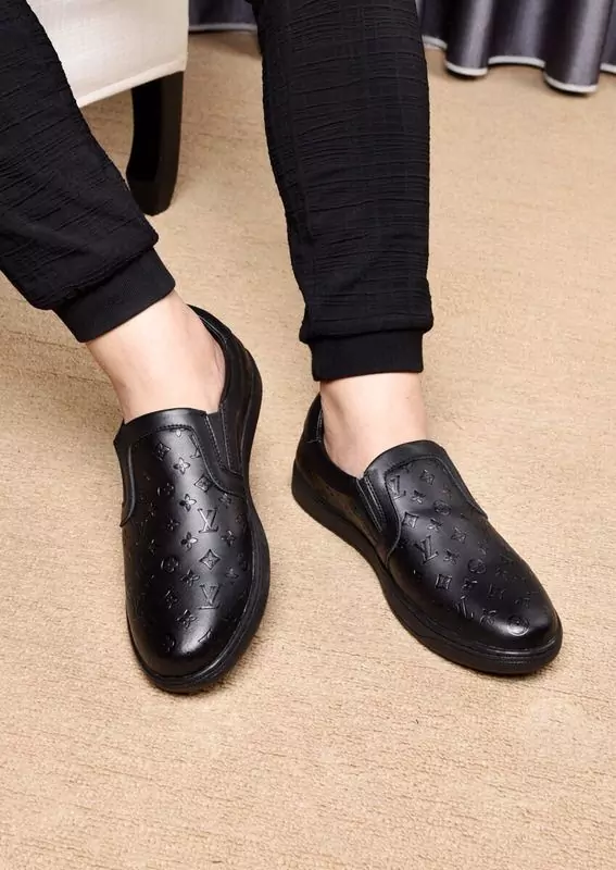les chaussures de luxe louis vuitton driving leather chaussures black